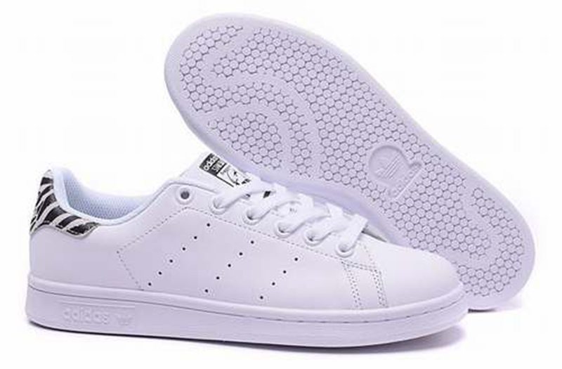 adidas stan smith femme blanche,basket adidas femme stan smith fleurs,chaussures adidas homme noir