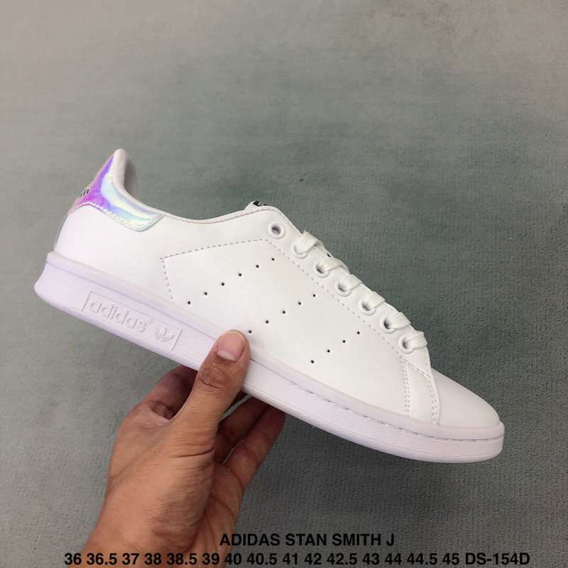 adidas stan smith femme scratch,basket adidas stan smith femme scratch,chaussure adidas femme noir et blanc