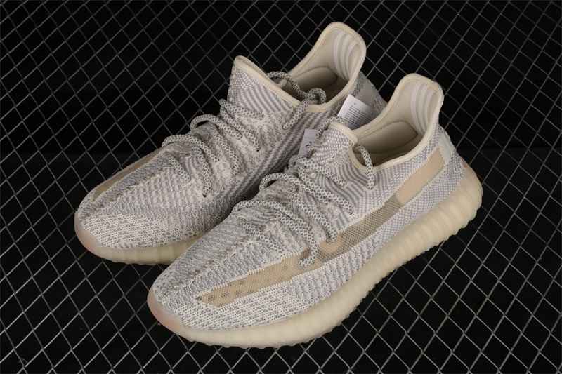 adidas yeezy grey,yeezy e de quem,yeezy triple white