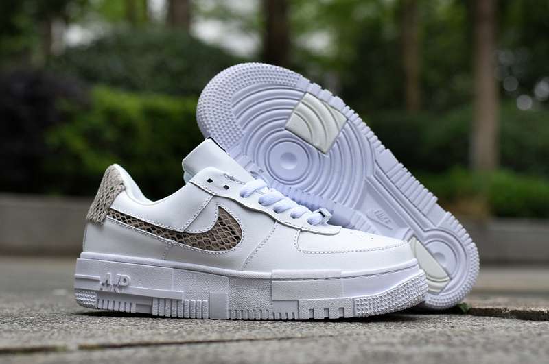 air force 1 low femme,air force one blanche femme taille 40,nike air force 1 low year of the dragon