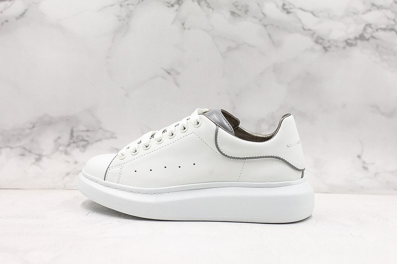 alexander mcqueen femme rouge,basket style alexander mcqueen homme,alexander mcqueen chaussure