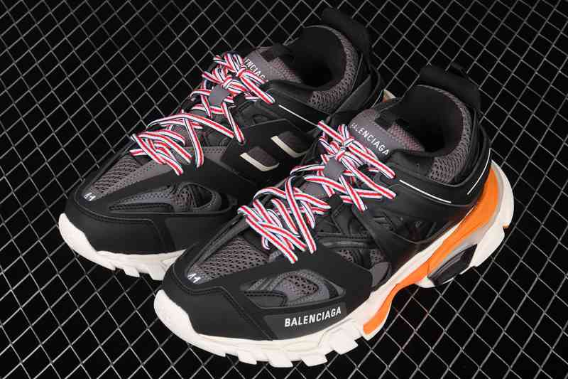 balenciaga track sneaker outfit,balenciaga track led sneaker grey pink,balenciaga shos green and black