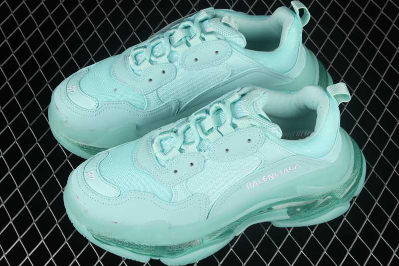 balenciaga triple s ouedkniss,what is balenciaga triple s,balenciaga soldes chaussures