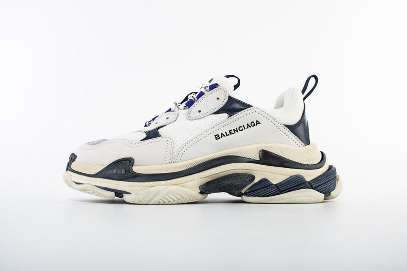 balenciaga triple s size,2nd hand balenciaga triple s,balenciaga chaussures moche