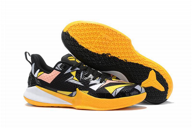 basket sport kobe bryant,kobe low basketball,kobe chaussures