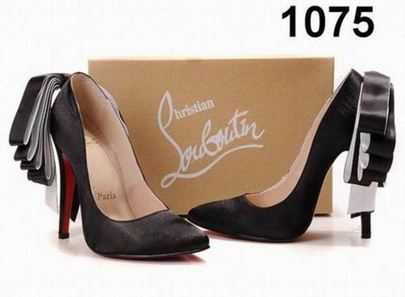 black christian louboutin pumps,brown christian louboutin heels,christian louboutin metallic heels