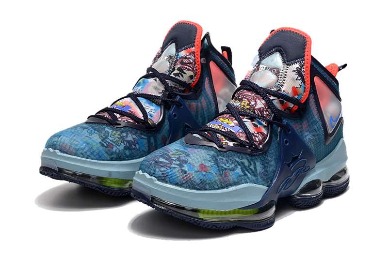 chaussures basket lebron james,lebron shos design,lebron shos girl