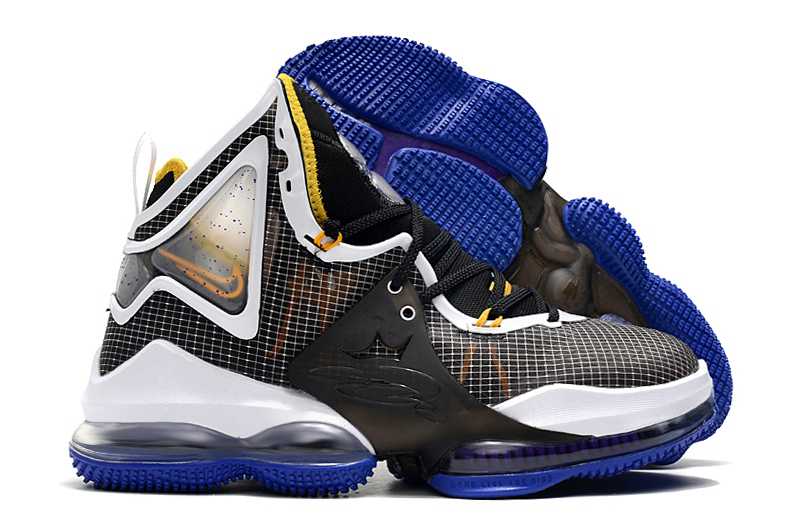 chaussures de lebron james,lebron shos colorways,lebron shos gold