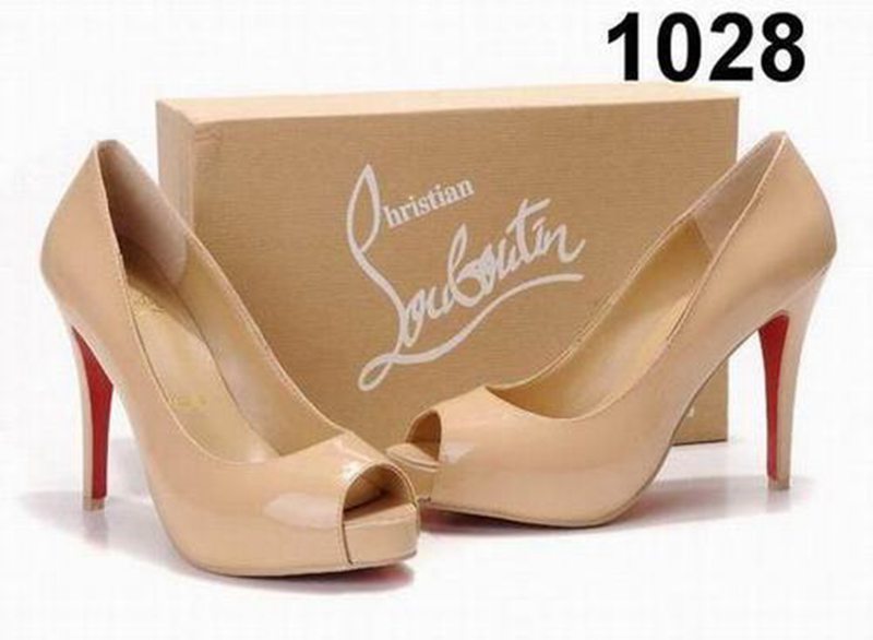 christian louboutin canta,christian christian louboutin heels,christian louboutin heels outnet