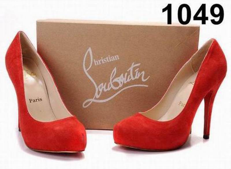 christian louboutin decollete 554 100 patent,christian louboutin heels size 9,christian louboutin original shoes