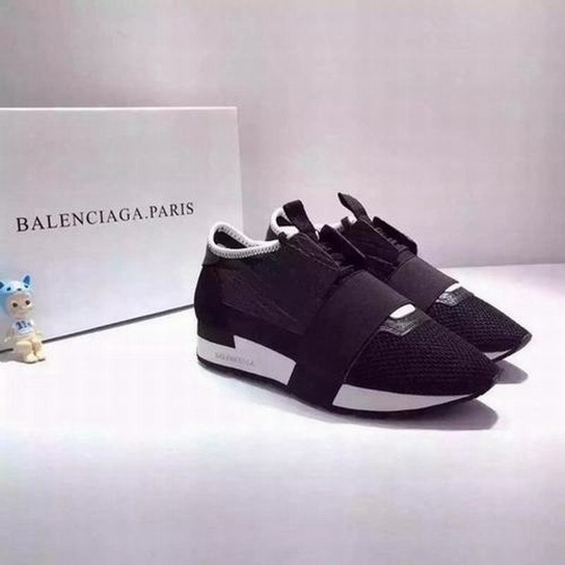 do balenciagas stretch out,balenciaga stretch belt,chaussure chaussette balenciaga homme-Knit Mid-Top Trainers