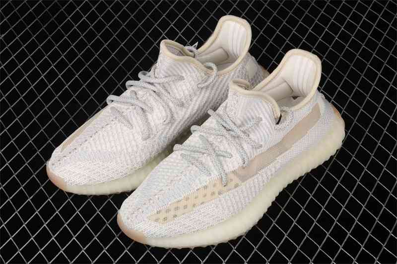 estilo adidas yeezy,yeezy dark glow,yeezy runner