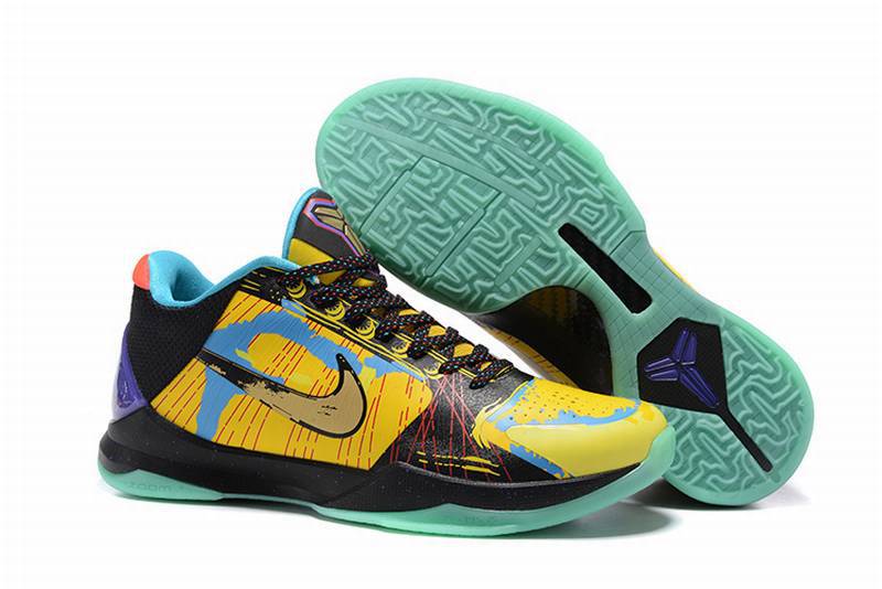 giocatore di basket kobe bryant,how long did kobe play basketball,kobe shos collection