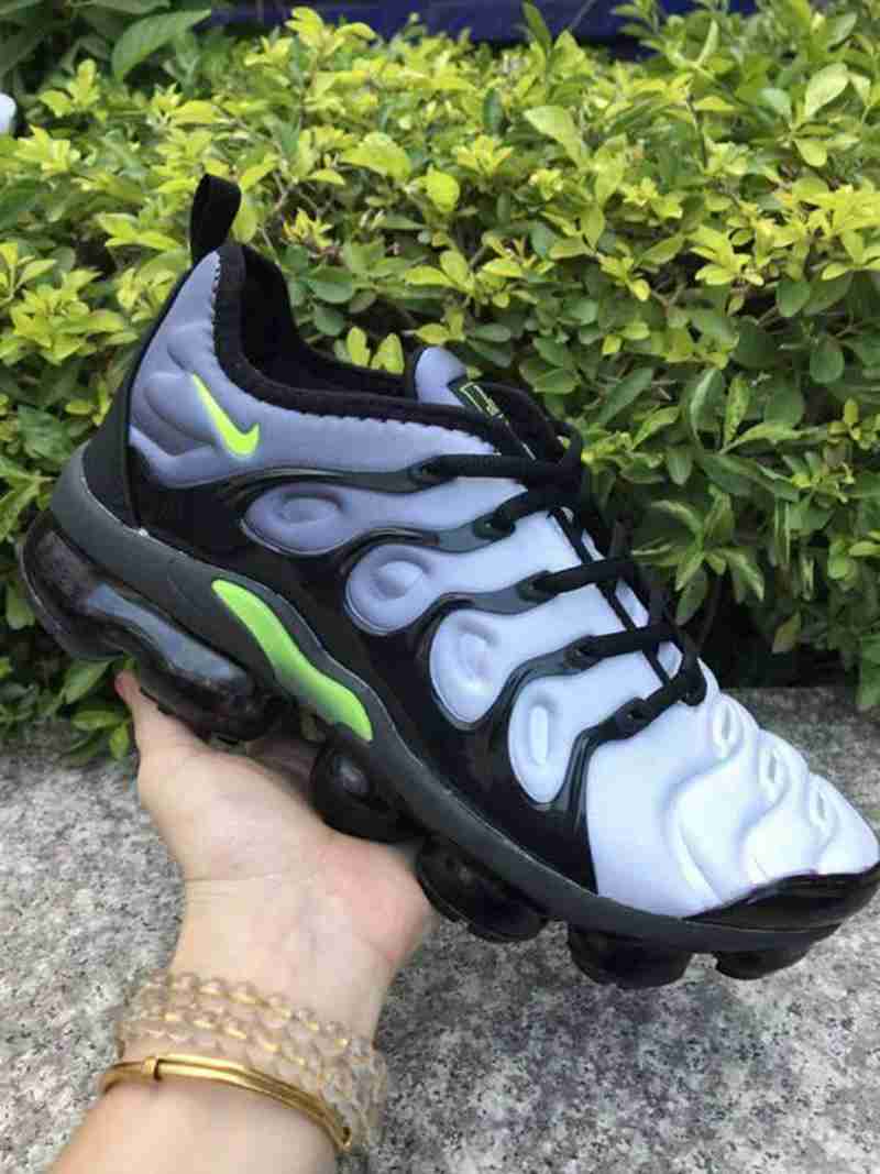 how to put air in your vapormax,nike air vapormax plus tn black red,nike air vapormax womens white