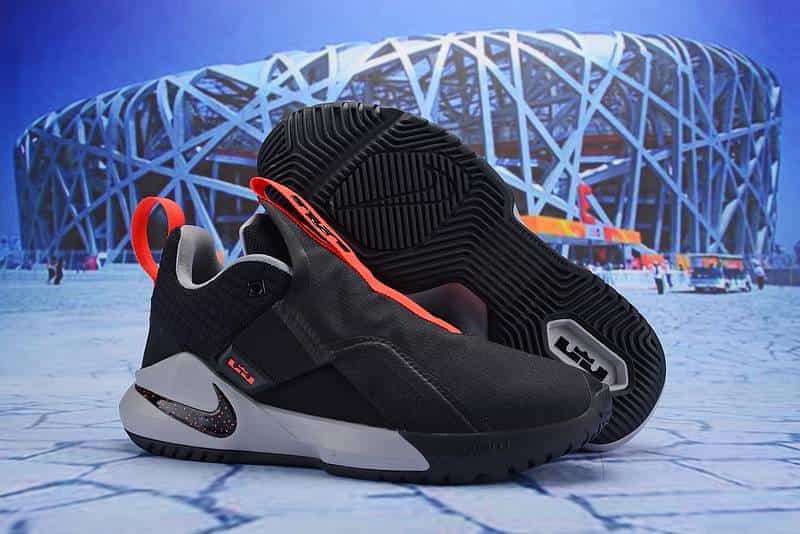 lebron james witness 5 basketball shos,lebron james origine africaine,nike lebron 46