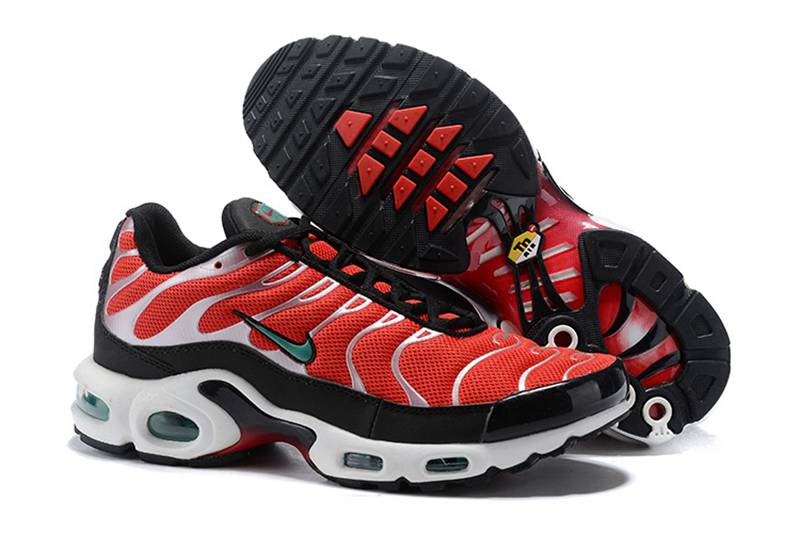 nike air max tn clear homme,nouvelle nike tn requin