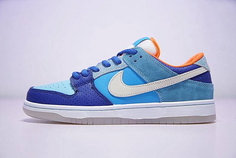 nike dunk sb court purple,jarritos x nike dunk sb,nike dunk sb unc