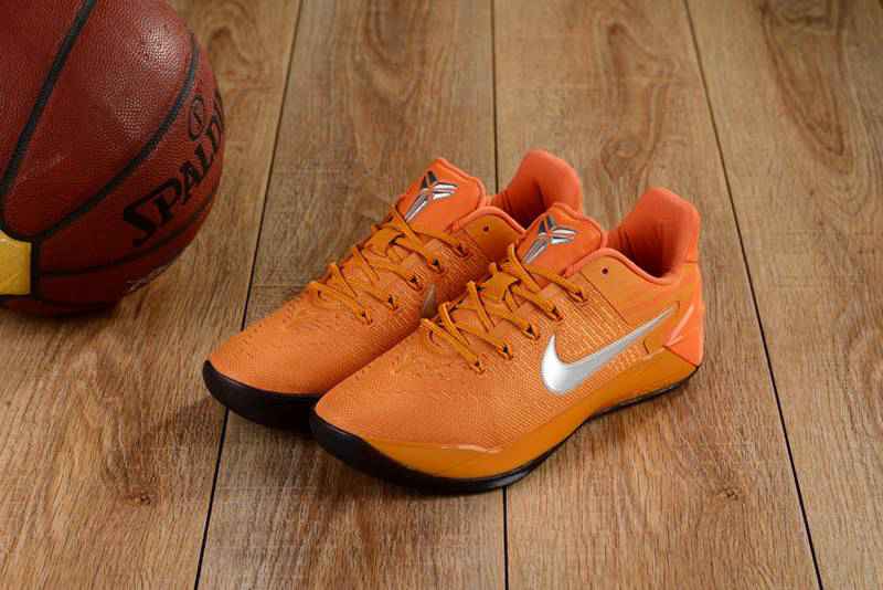 sepatu basket kobe bryant,campo basket napoli kobe,scarpe basket kobe 4