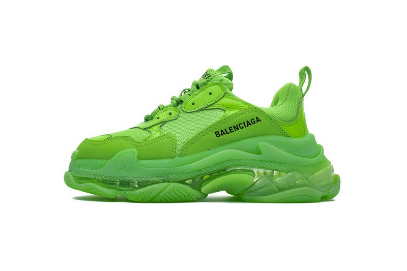 stockx balenciaga triple s,balenciaga triple s 3 0,balenciaga chaussure moche prix