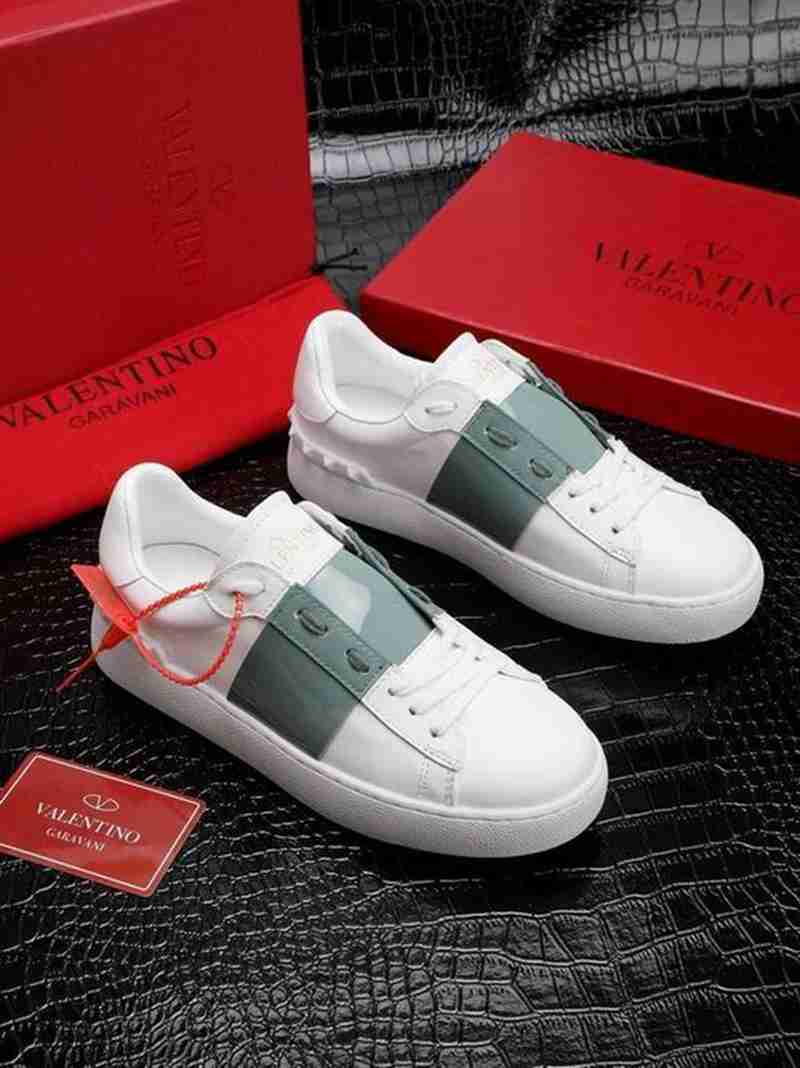 valentino chaussure bleu,escarpins valentino garavani,chaussures valentino mariage